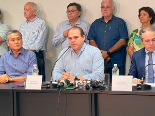 COLETIVA DE IMPRESSA